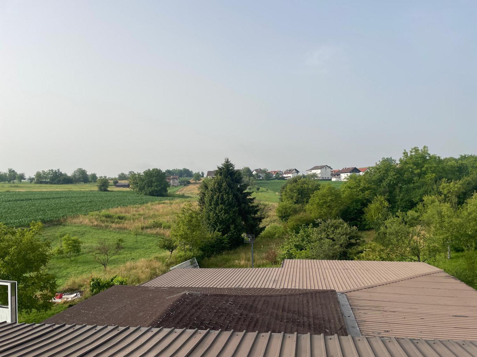 Vila Milka - Balkon - Besplatan Parking - Samostalna Prijava Karlovac Exterior photo